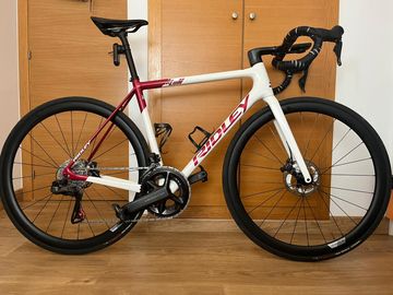 Ridley Helium Shimano Ultegra Di2 (12 Speed) 2024 Road & Gravel usato