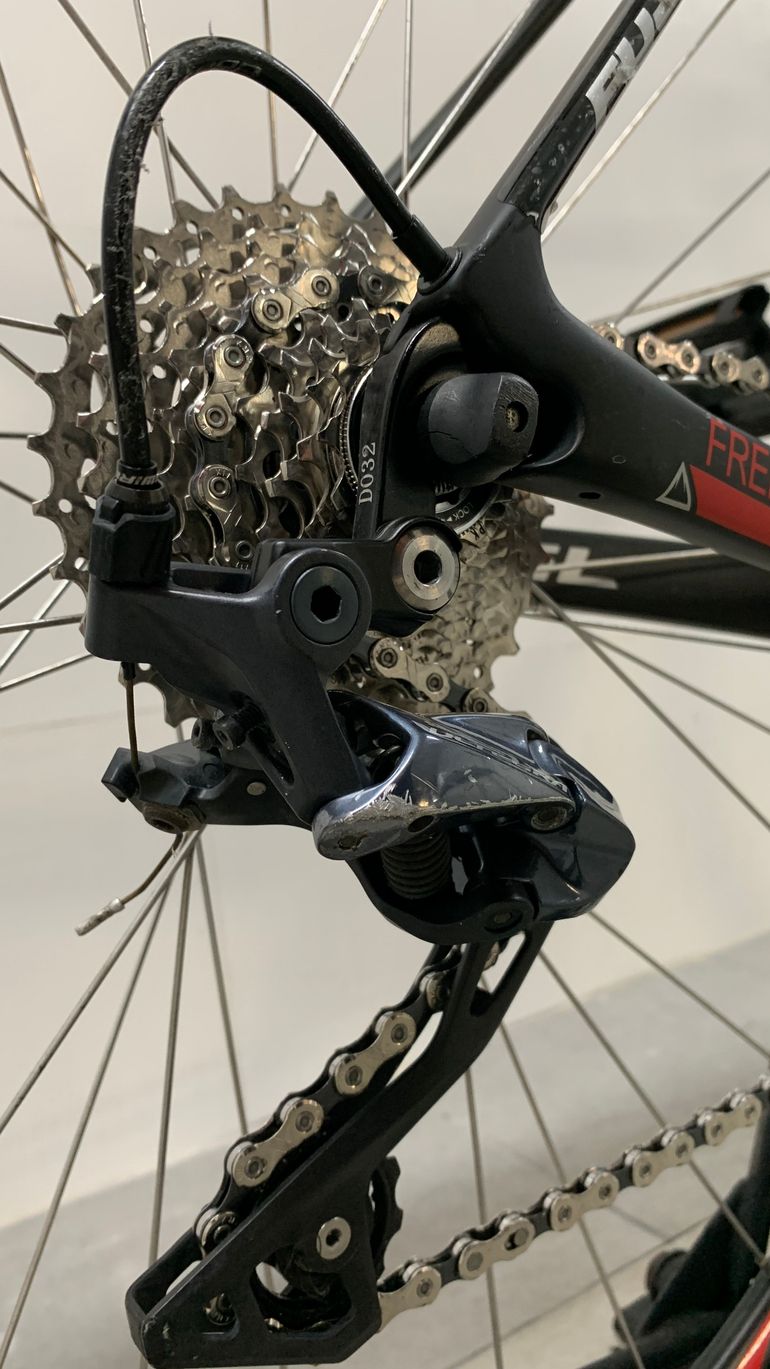 Used Fuji Fuji SL 3.1 LE Full Carbon Shimano Ultegra 11sp (2018) - Size XS 2019 Road & Gravel, Black — image 5 of 9