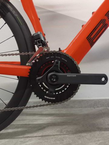 Used BMC Roadmachine 01 AMP TWO 2024 2024 Road & Gravel, Red — image 5 of 6
