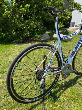 Used Giant TCR Advanced Rabo 2013 2013 Road & Gravel, White — image 3 of 10