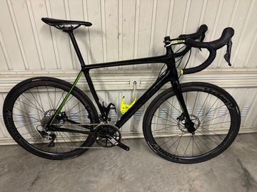 Cannondale Synapse Carbon Disc Ultegra SE 2018 2018 Road & Gravel usato