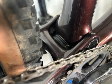 Used Specialized Epic EVO Pro 2022 2022 Mountainbike, Red, 29 — image 16 of 35