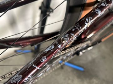 Used Specialized Epic EVO Pro 2022 2022 Mountainbike, Red, 29 — image 6 of 35
