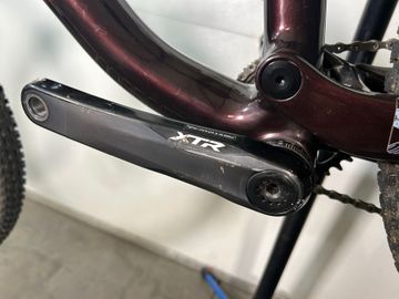 Used Specialized Epic EVO Pro 2022 2022 Mountainbike, Red, 29 — image 26 of 35