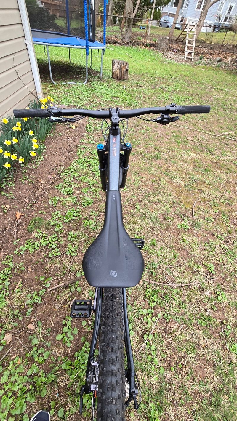 Used Scott Genius 910 2022 2022 Mountainbike, Black, 29 — image 13 of 14