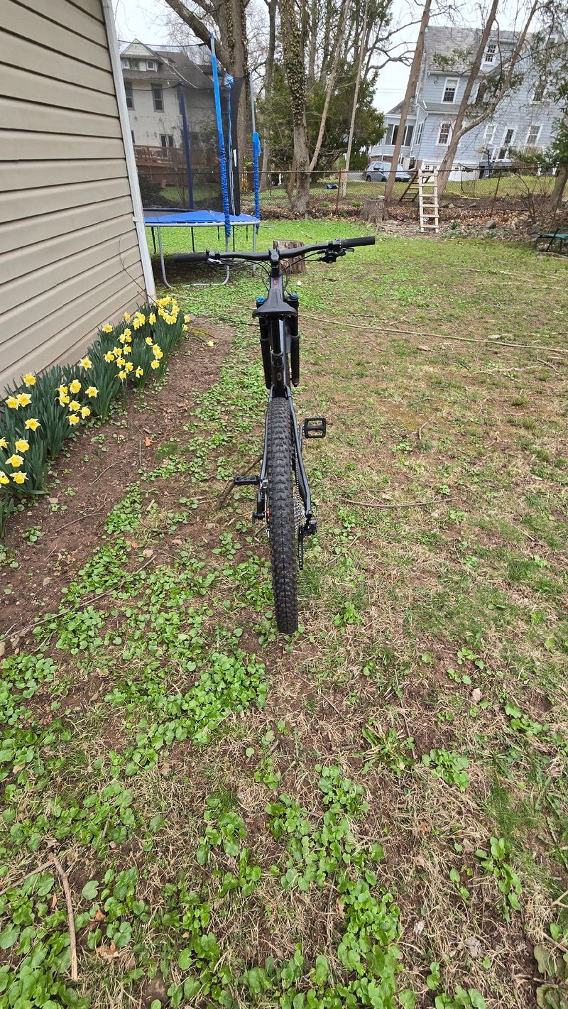 Used Scott Genius 910 2022 2022 Mountainbike, Black, 29 — image 8 of 14
