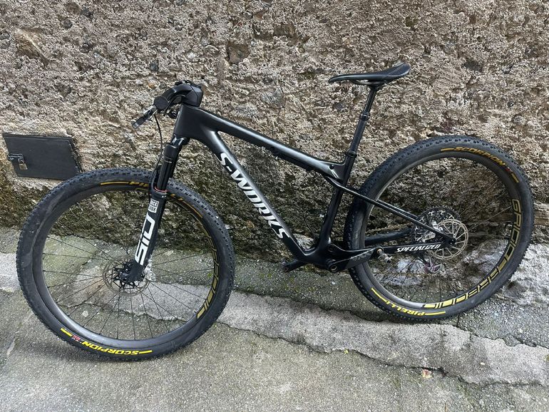 Used Specialized Epic World Cup Pro - SRAM X0 AXS, RockShox Ultimate 2026 2026 Mountainbike, Black, 29 — image 1 of 5