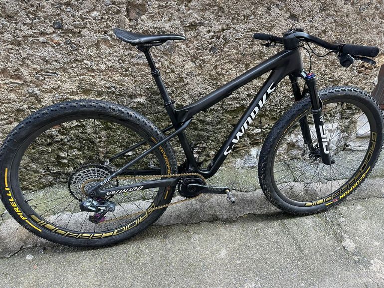 Used Specialized Epic World Cup Pro - SRAM X0 AXS, RockShox Ultimate 2026 2026 Mountainbike, Black, 29 — image 2 of 5