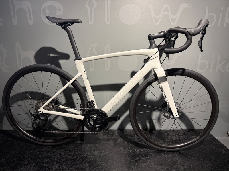 Used Specialized Roubaix SL8 Sport - Shimano 105 2025 2025 Road & Gravel