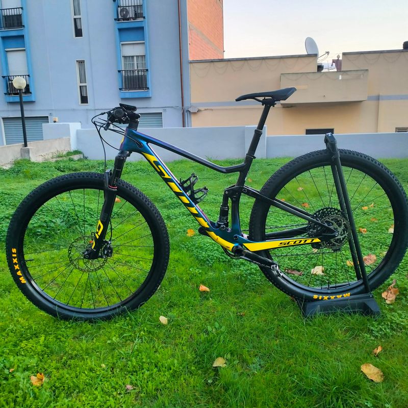 Tweedehands Scott Spark RC 900 Team Issue AXS 2020 2020 MTB