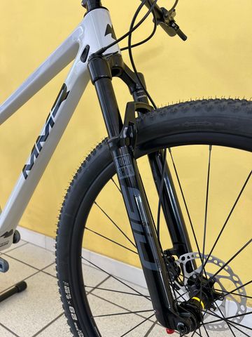 Gebrauchtes MMR Rakish 00 2024 2024 Mountainbike, Weiß, 29 — Bild 3 von 5