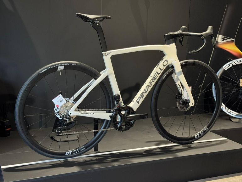 Brugt Pinarello F3 Shimano 105 2026 Road & Gravel — billede 2 af 5