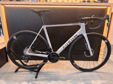 Aurum Essentia 2025 Road & Gravel usato