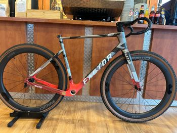 Factor, Ostro Frameset