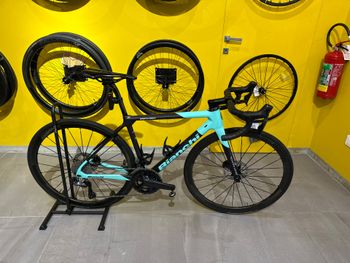 Used Bianchi Specialissima - Ultegra 2022 2022 Road & Gravel — image 2 of 4