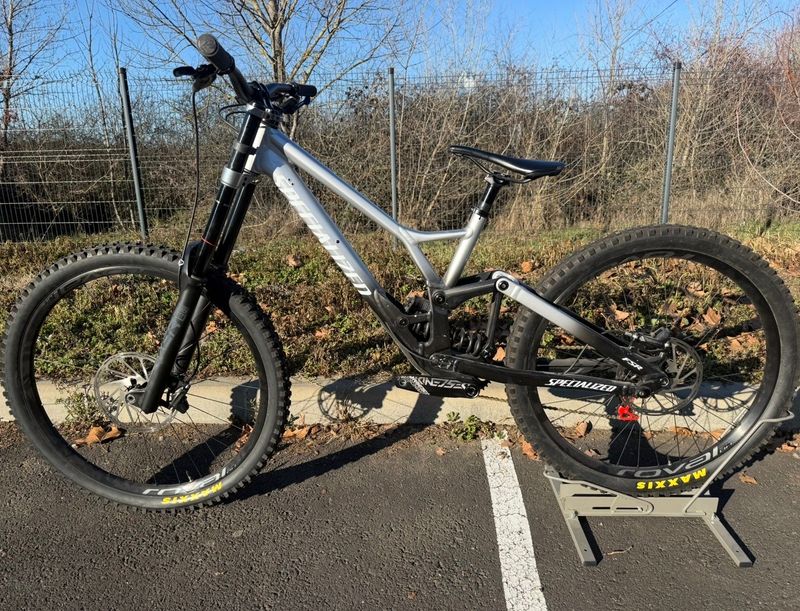 Used Specialized Demo SRAM X01 DH 2023 MTB
