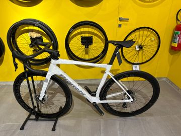 Used Bianchi Specialissima RC Sram Red eTap AXS 2025 2025 Road & Gravel