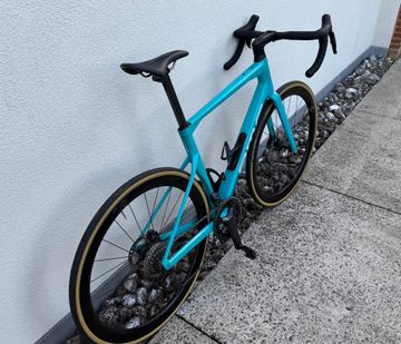 Used BMC Roadmachine 01 THREE 2022 2022 Road & Gravel, Blue — image 2 of 8