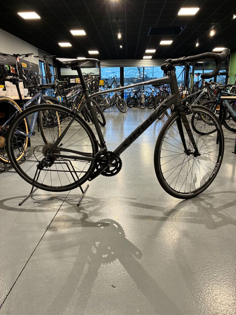 Used Orbea AVANT H40 2020 2020 Road & Gravel, Hellgrau — image 1 of 3