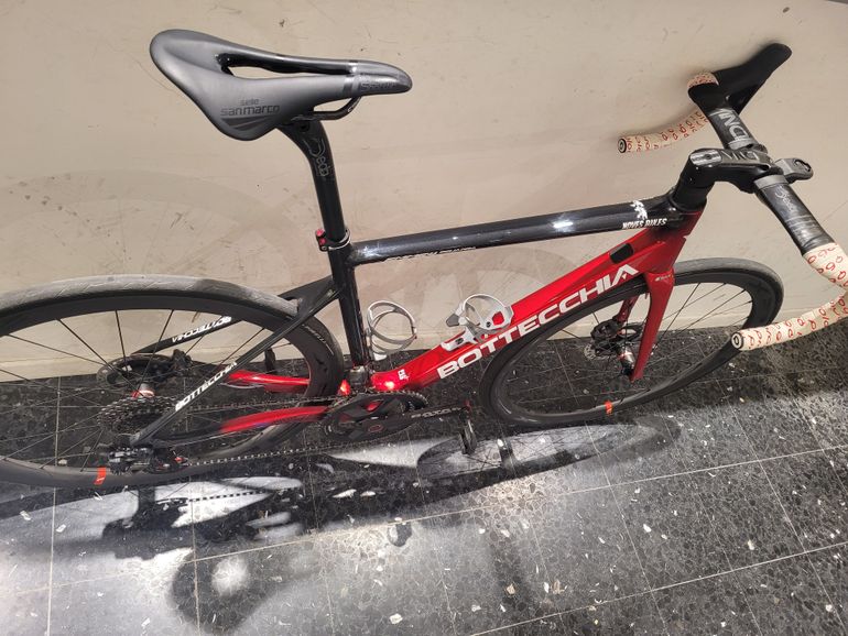 Used Bottecchia EMME4 SLI 2024 Road & Gravel, Red — image 3 of 3