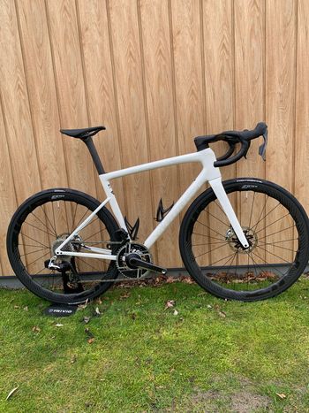 Specialized, S-Works Tarmac SL8 – SRAM RED AXS 2025
