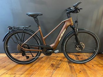 KTM, KTM Macina Style 720 Trapez