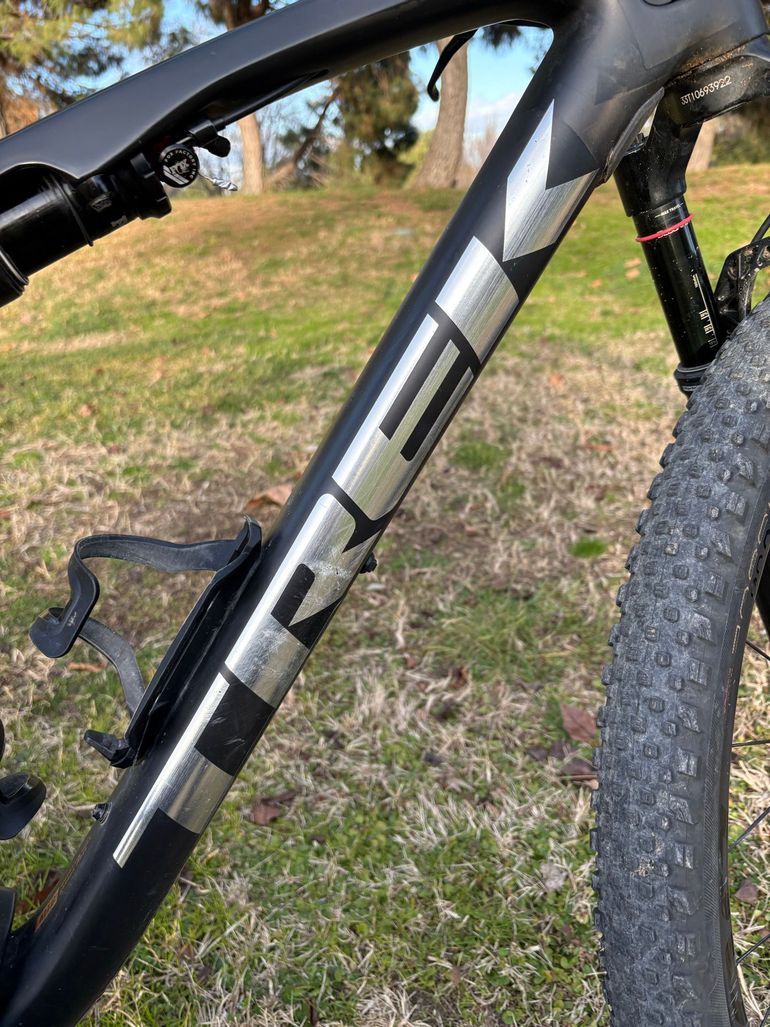 Used Trek Supercaliber SRAM GX Eagle AXS 2022 Mountainbike, Black, 29 — image 9 of 9