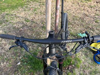 Used Trek Supercaliber SRAM GX Eagle AXS 2022 Mountainbike, Black, 29 — image 7 of 9