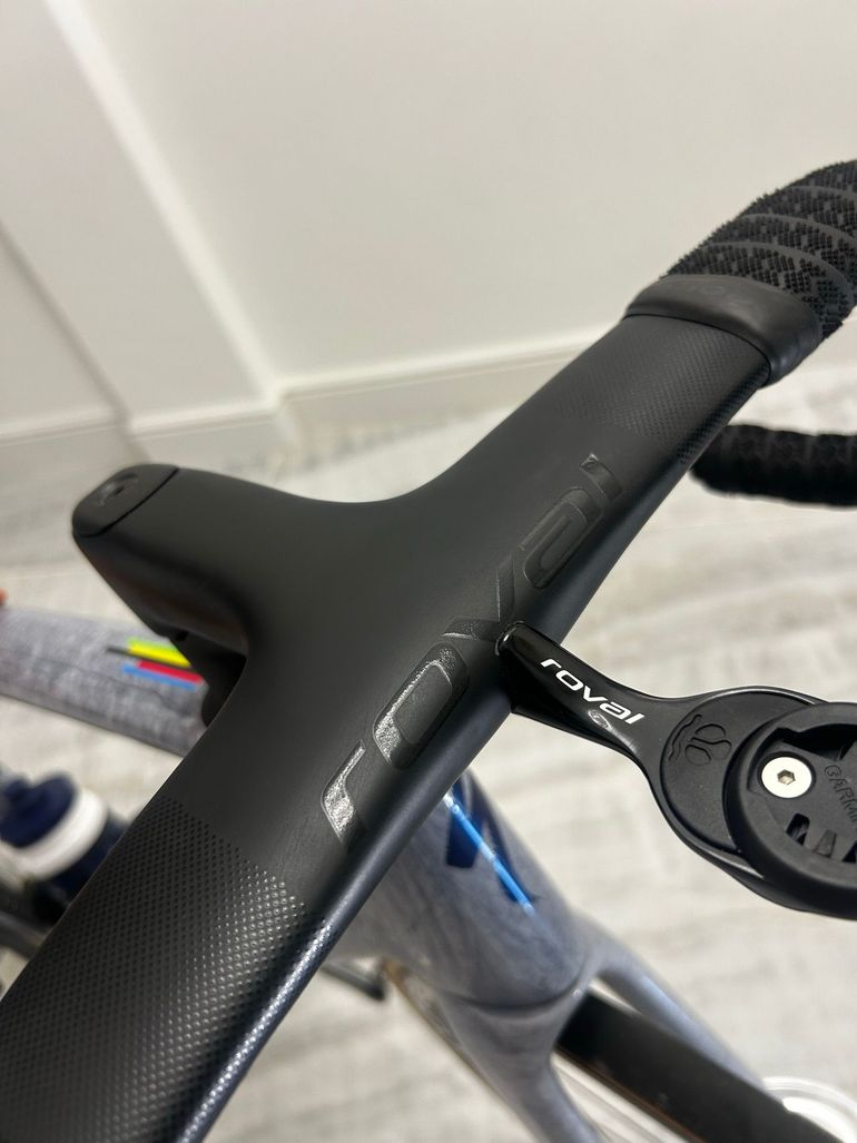 Used Specialized S-Works Tarmac SL8 - Shimano Dura-Ace Di2 2025 2025 Road & Gravel, Light Gray — image 4 of 4