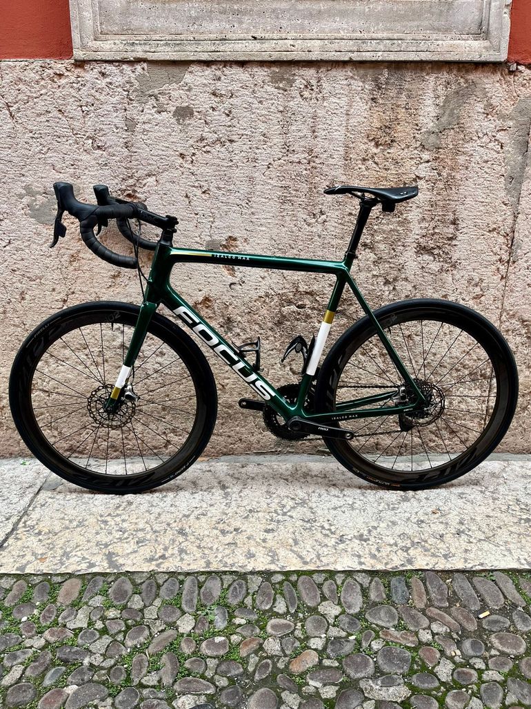 Used Focus IZALCO MAX Disc RED eTAP 2018 2018 Road & Gravel, Grün — image 2 of 10
