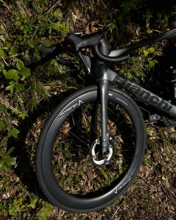 Brugt Bianchi Oltre Comp Ultegra Di2 2023 2023 Road & Gravel — billede 2 af 5