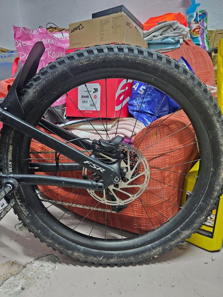 Used Specialized Men's Turbo Levo FSR Expert Carbon 6Fattie/29 2018 2018 Mountainbike, Black, 29 — image 8 of 19