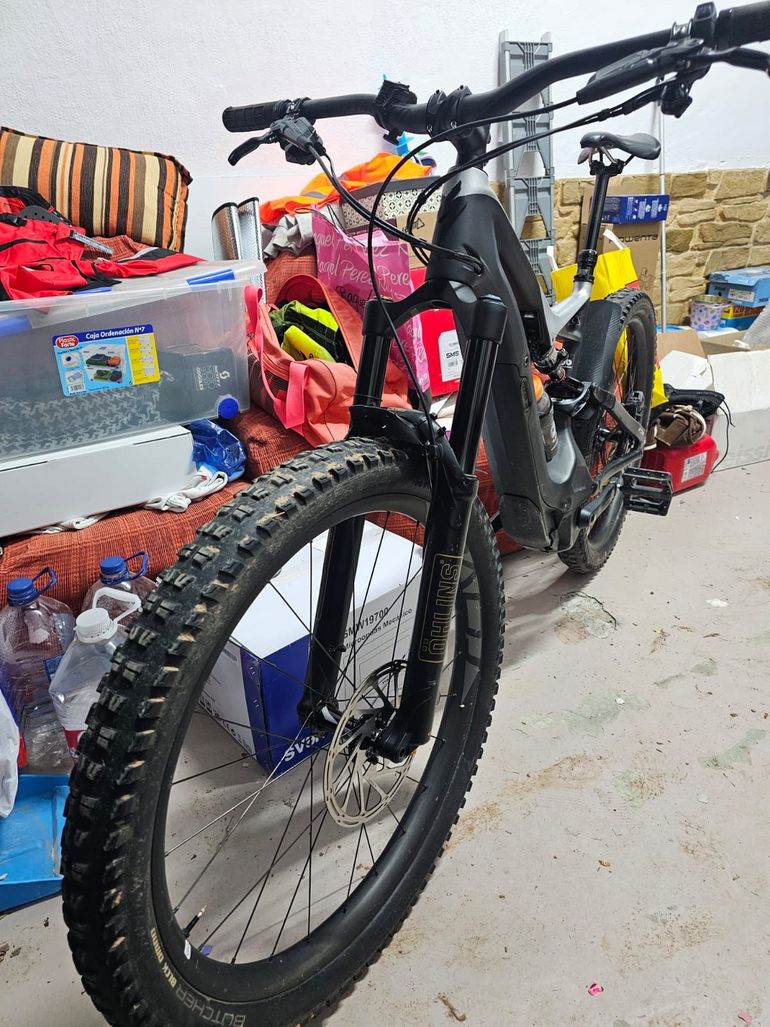 Used Specialized Men's Turbo Levo FSR Expert Carbon 6Fattie/29 2018 2018 Mountainbike, Black, 29 — image 2 of 19
