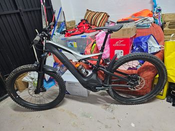 Used Specialized Men's Turbo Levo FSR Expert Carbon 6Fattie/29 2018 2018 Mountainbike, Black, 29 — image 19 of 19