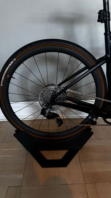 Used Cervélo Aspero 2023 Road & Gravel, Black — image 9 of 15