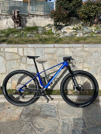 Used Orbea ALMA M30 2025 2025 Mountainbike, Blu — image 1 of 8
