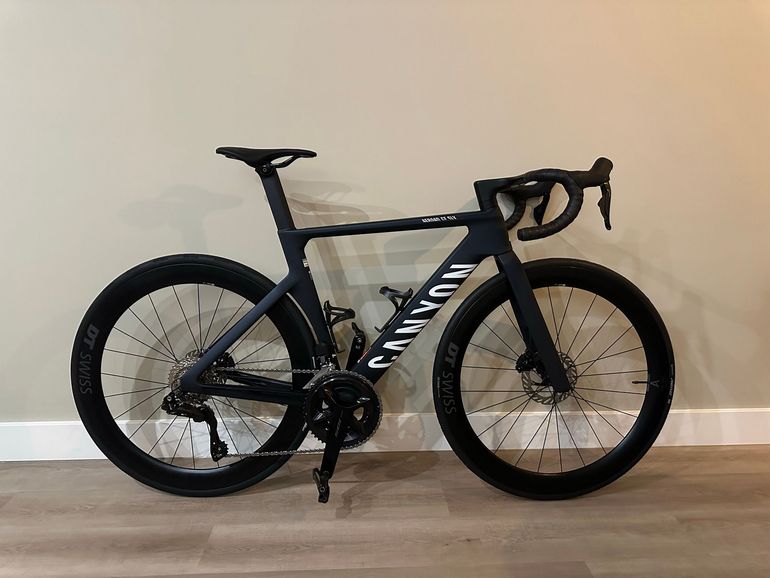Canyon Aeroad CF SLX 7 Di2 2026 2026 Road & Gravel de segunda mano, Negro — imagen 3 de 5