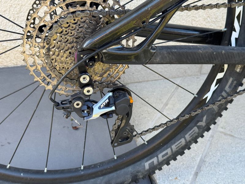 Used Santa Cruz Blur LT C 2010 Mountainbike, Black, 27.5 (650B) — image 3 of 10