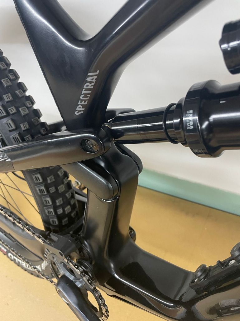 Used Canyon Spectral Shimano SLX 2023 bike, Black — image 25 of 45