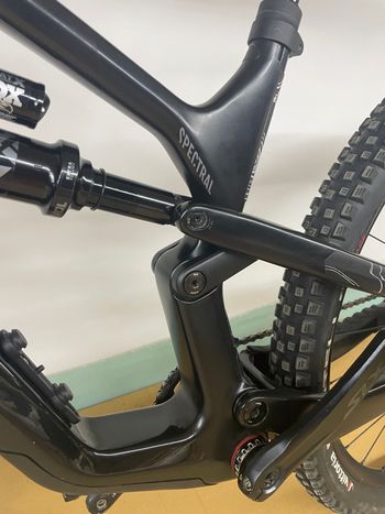 Used Canyon Spectral Shimano SLX 2023 bike, Black — image 14 of 45