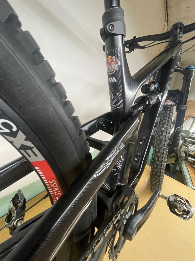 Used Canyon Spectral Shimano SLX 2023 bike, Black — image 35 of 45