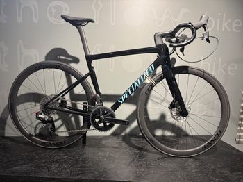 Specialized, Tarmac SL8 Expert - SRAM Rival AXS 2024