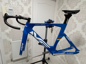 Brugt mf carbone cycles MF CARBONE PISTE LEHNA BRNO 2025 Road & Gravel