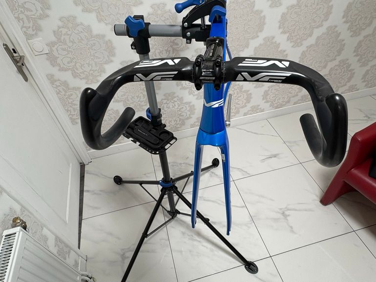 Used mf carbone cycles MF CARBONE PISTE LEHNA BRNO 2025 Road & Gravel, Blue — image 4 of 29
