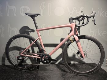 Specialized, Tarmac SL8 Expert - SRAM Rival eTAP AXS 2025