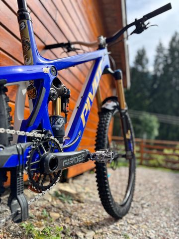 Used Pivot Firebird Pfr 2024 Mountainbike, White — image 7 of 17