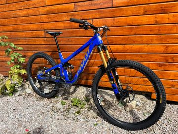 Used Pivot Firebird Pfr 2024 Mountainbike, White — image 17 of 17