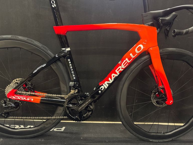 Used Pinarello DOGMA F DURA ACE Di2 2025 2025 Road & Gravel, Red — image 12 of 12