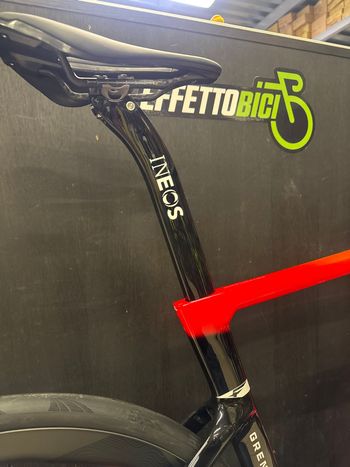 Used Pinarello DOGMA F DURA ACE Di2 2025 2025 Road & Gravel, Red — image 11 of 12