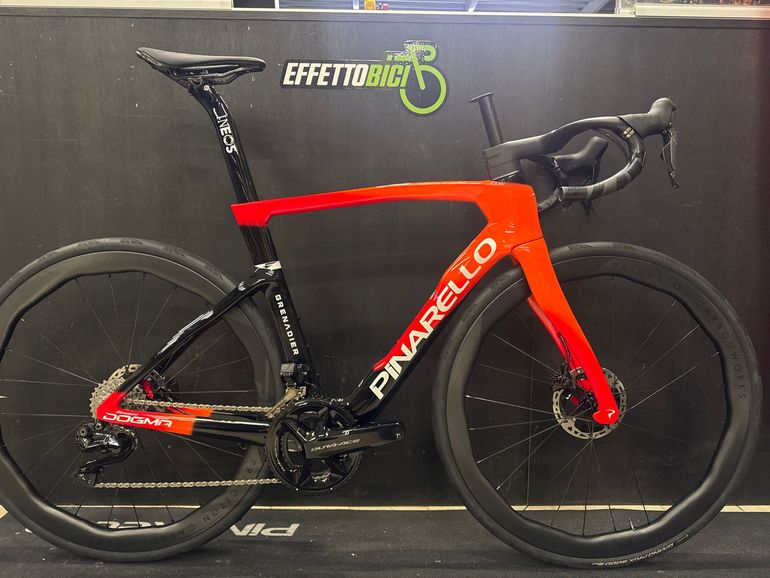 Used Pinarello DOGMA F DURA ACE Di2 2025 2025 Road & Gravel, Red — image 1 of 12